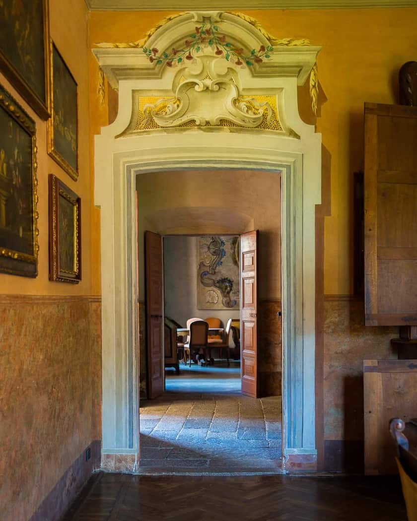 Sala da pranzo storica della Villa con arredi d’epoca