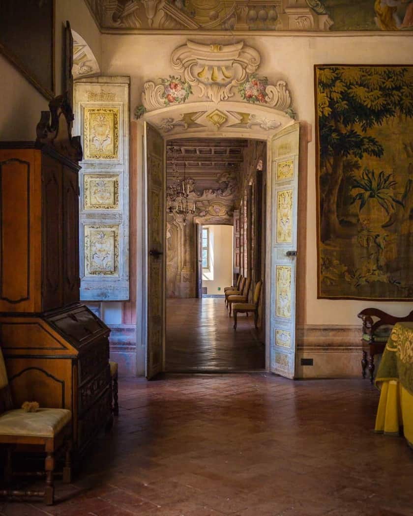 Sala da pranzo storica della Villa con arredi d’epoca